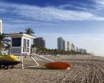 Florida Ostküste Strand - Florida erholt sich von Hurrikan Irma. Die Florida Keys können bereits ab dem 1. statt des 20. Oktober wieder besucht werden.