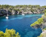 Strand Cala Pi auf Mallorca - Am beliebten Strand Cala Ratjada auf Mallorca soll ein Alkoholverbot eingeführt werden (Symbolbild).