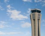 Flughafen Malaga Tower Getty - Am Flughafen Málaga tritt das Bodenpersonal ab dem 12. Februar 2021 in einen unbefristeten Streik.