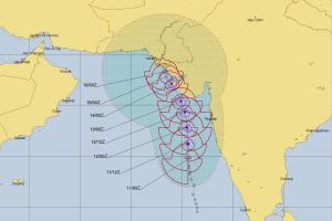 JTWC: Zyklon Vayu Indien