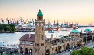 Deutschland: Hamburg - Landungsbrücken