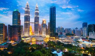 Petronas Towers - Kuala Lumpur Petronas Towers - Kuala Lumpur