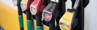Zapfsäulen an einer Tankstelle