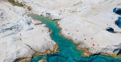 Sarakiniko - Paros, Kimolos, Milos, Serifos, Sifnos Sarakiniko - Paros, Kimolos, Milos, Serifos, Sifnos