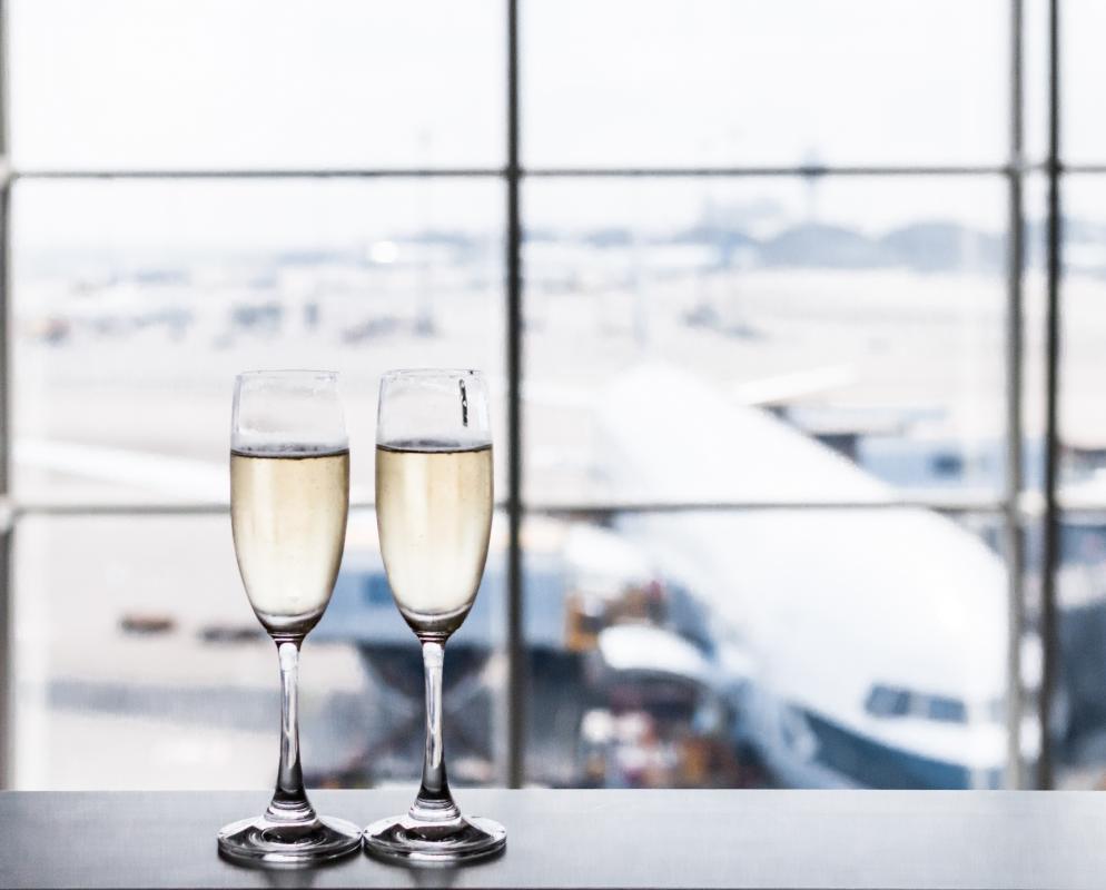 Alkohol+Sekt+Flughafen