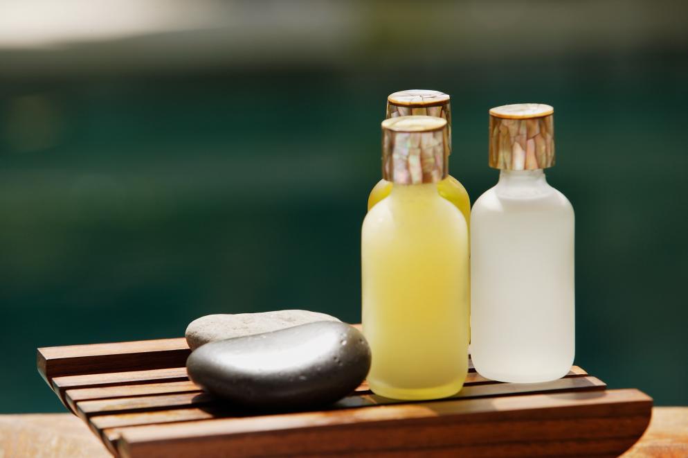 Lulur+Indonesien+Steine+Öl+Wellness