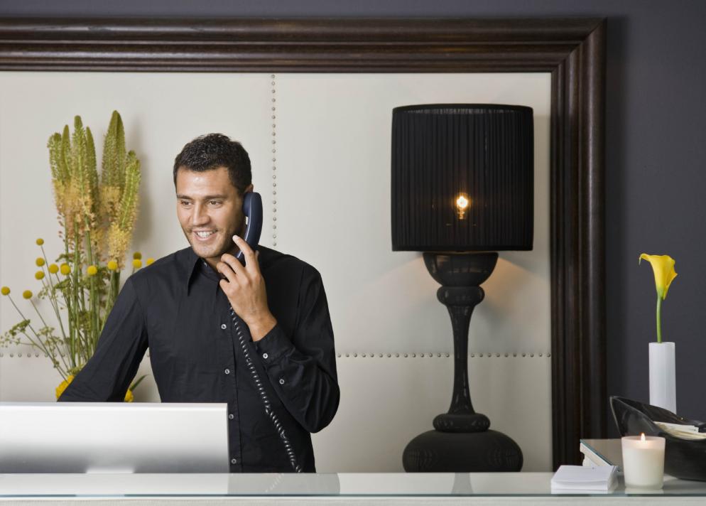 Concierge+Hotel+Rezeption