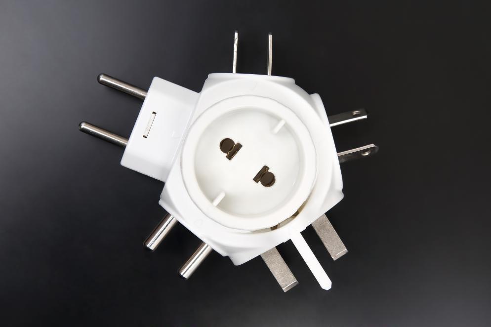 Reisestecker+Reiseadapter
