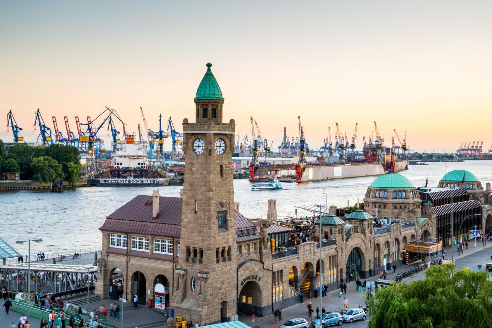 Deutschland: Hamburg - Landungsbrücken