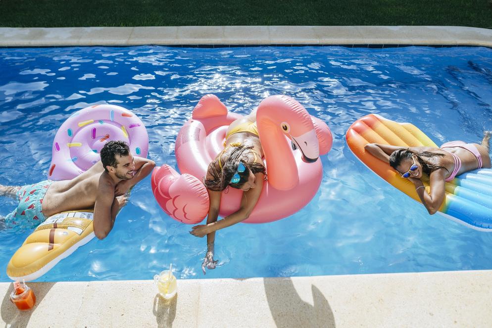 Gründe All-inclusive-Hotel: Pool - Cocktail - Entspannung