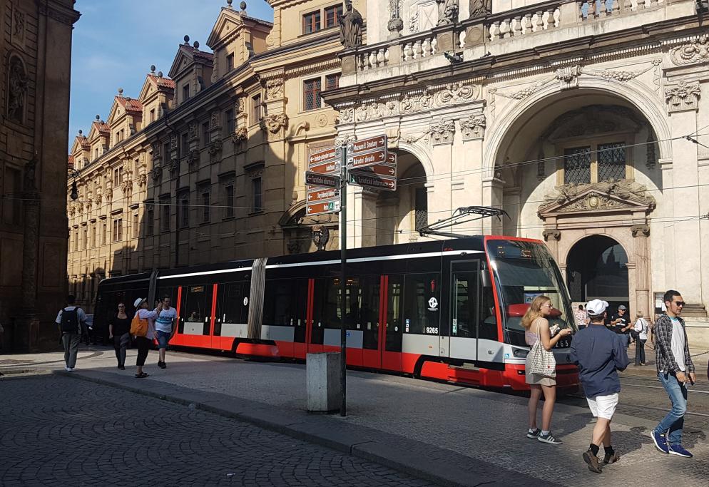 Ein Wochenende In Prag Die Goldene Stadt In 2 en Kennenlernen Reisewelt Check24