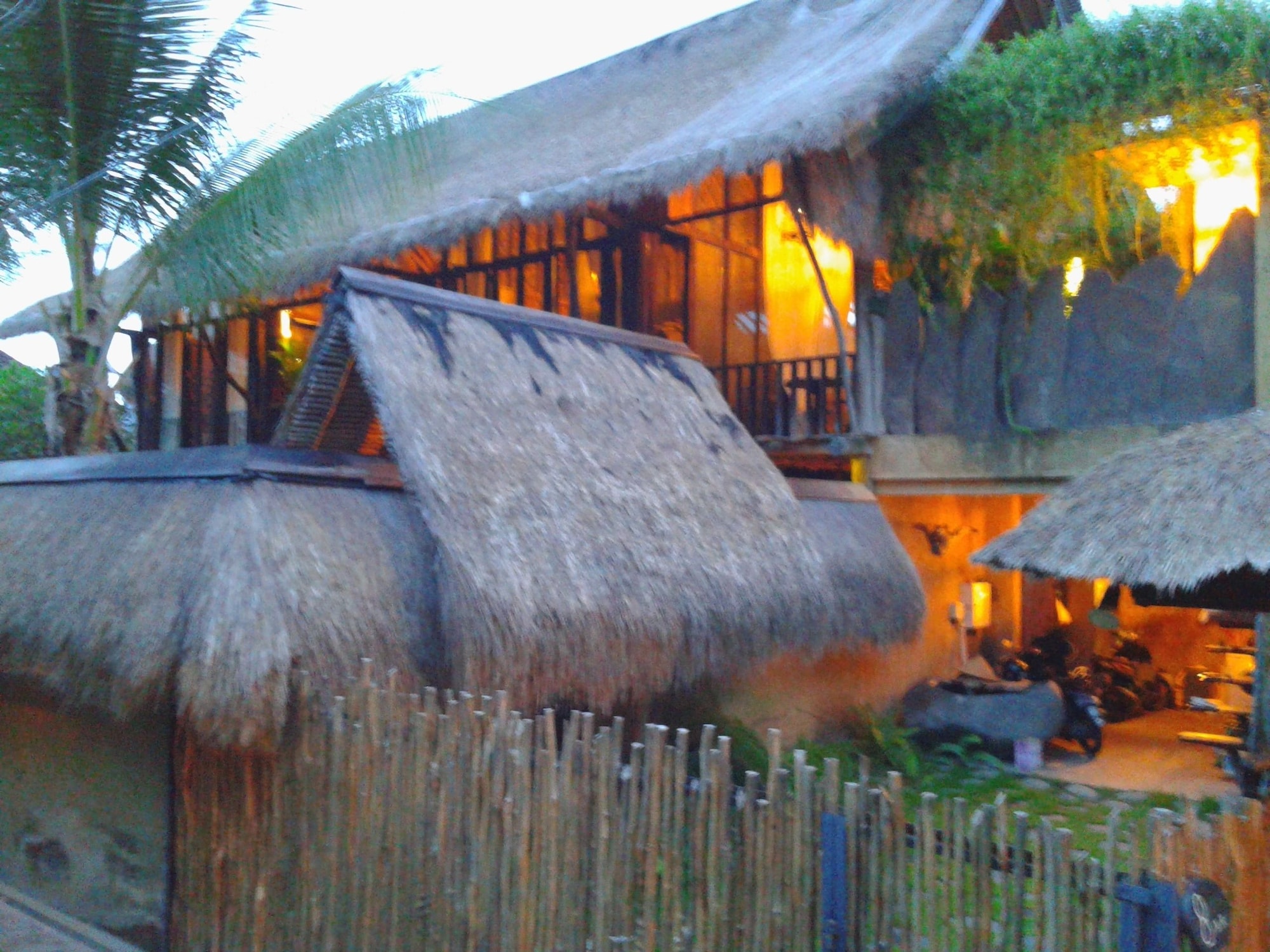 Rustic Hut (Seminyak, Bali) ️ inkl. Flug buchen