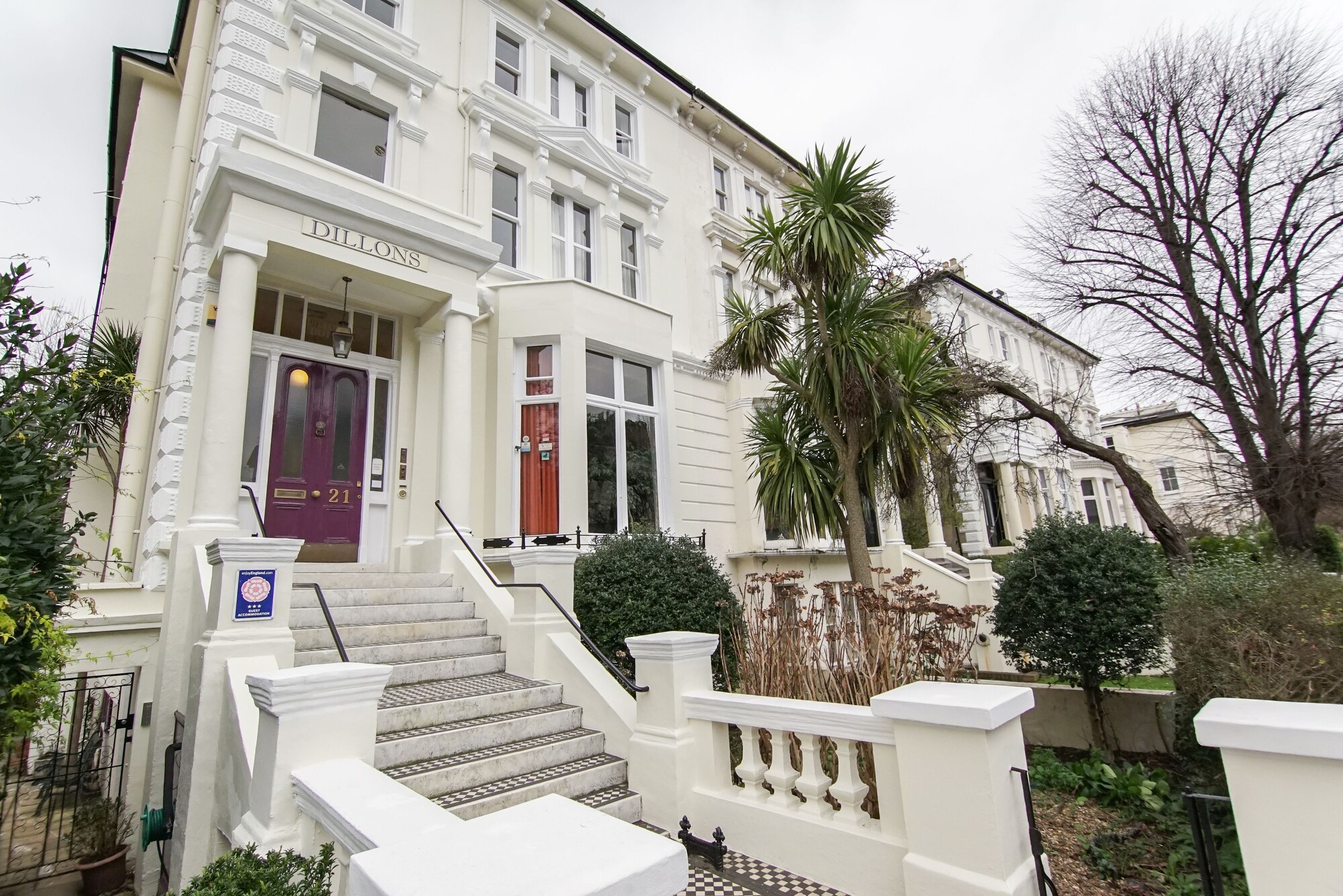 Dillons Hotel B&B (London, England) ᐅ Hotel Günstig Buchen | CHECK24